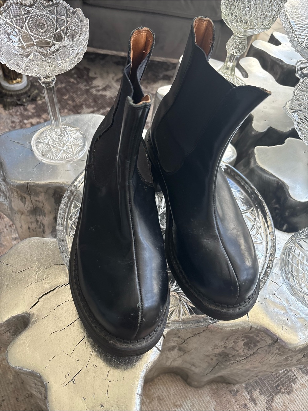 John Fluevog designer collectors boots size 9 like new black leather